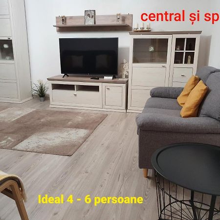 Mia Central Apart, 3 Rooms, 2 Baths, Afi Mall Braşov Exterior foto